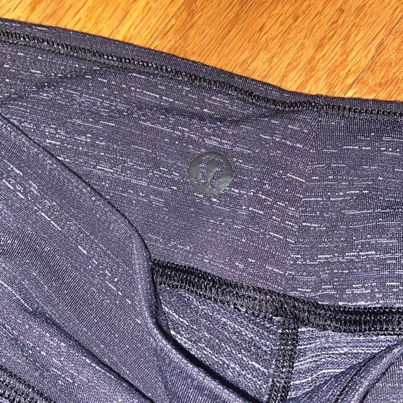 LuluLemon 28” Lab Varsa Leggings - Picture 2 of 6